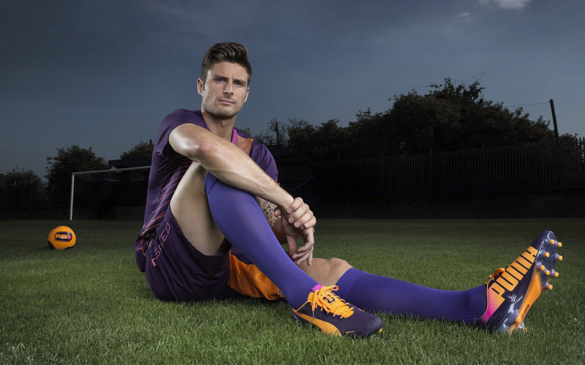 男篮锋线球员苦练突破技术力求在联赛中取得更大突破，男篮前锋